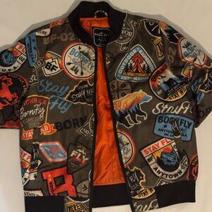 Boys- Size: 10-12 Jacket (ZIPPER BROKEN)